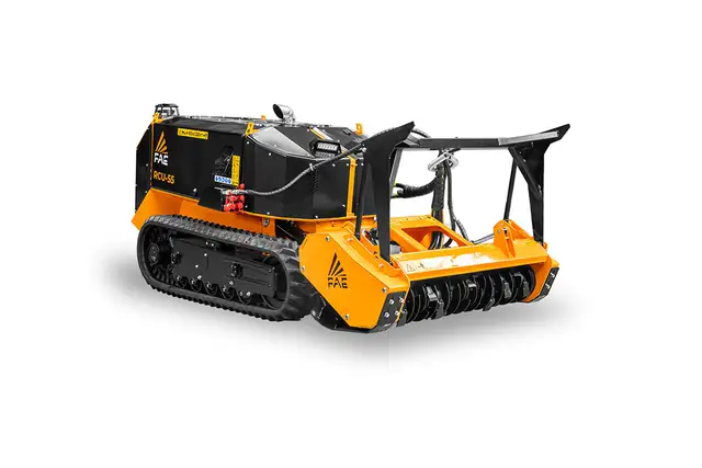 RCU55 - Remote-controlled robot for land clearing by Fae group