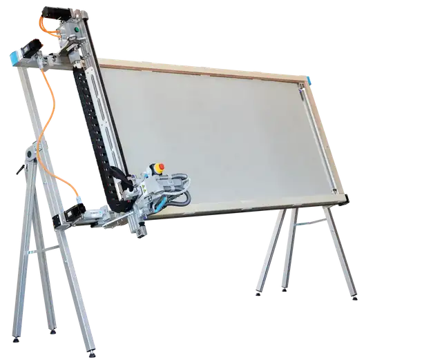 KOBOT 1225 - Mobile cutting robot by Kobots