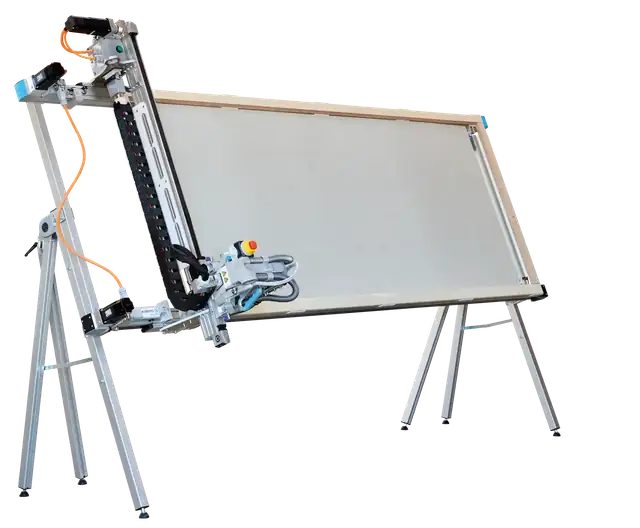 KOBOT 925 - Mobile cutting robot by Kobots