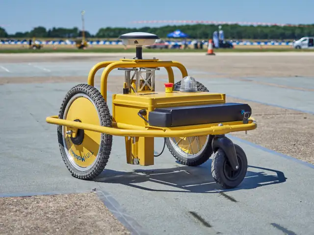 Robotic premarker for road marking & striping - Autonomous pavement premarking robot by WJ